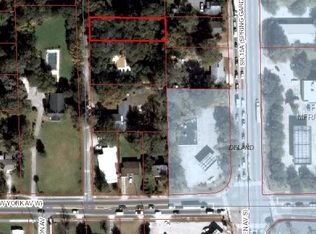 Lucie Ave, Deland, FL 32720