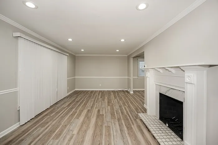 3 bed, 2.5 bath, 1314 sqft, $1,845 — Photo 2