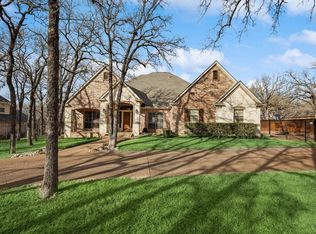911 Williamsburg Ln, Keller, TX 76248
