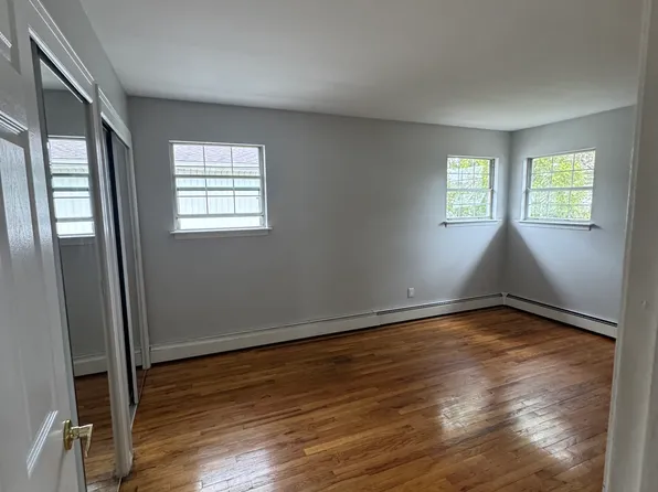 (undisclosed Address), Bellmore, NY 11710
