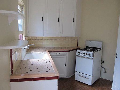 1st image of 4610-12 Georgia St