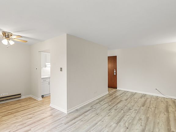 5th image of 9724 S Karlov Ave APT 207