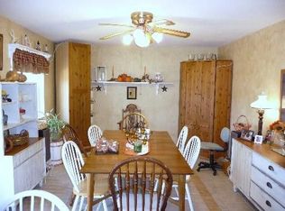 939 Cookane Ave, Elgin, IL 60120