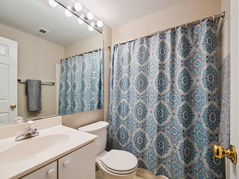 1319 Vintage Pl — Photo 24