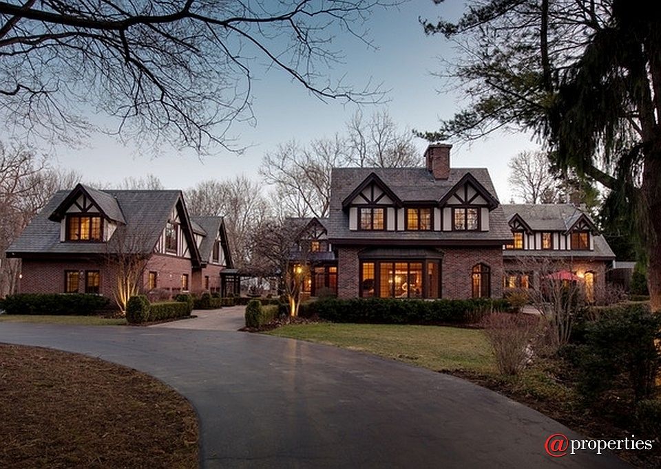 1st image of 635 E Westminster Dr