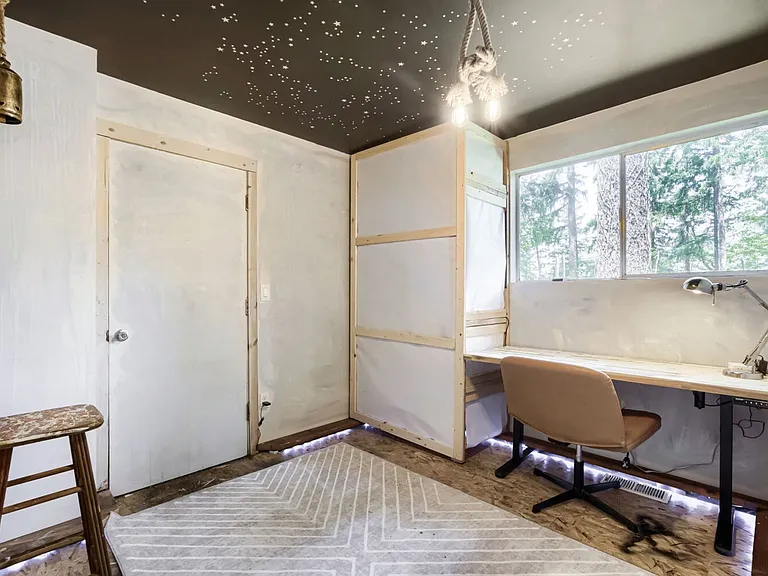 24714 SE Mirrormont Way — Photo 12