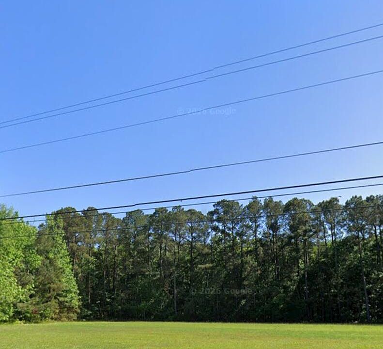 1st image of 61 Saxis Rd