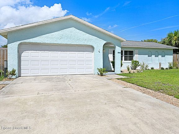 2nd image of 842 Berkshire Dr