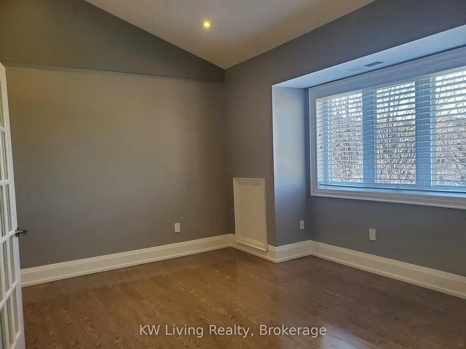 1 bed, $2,100 — Photo 4