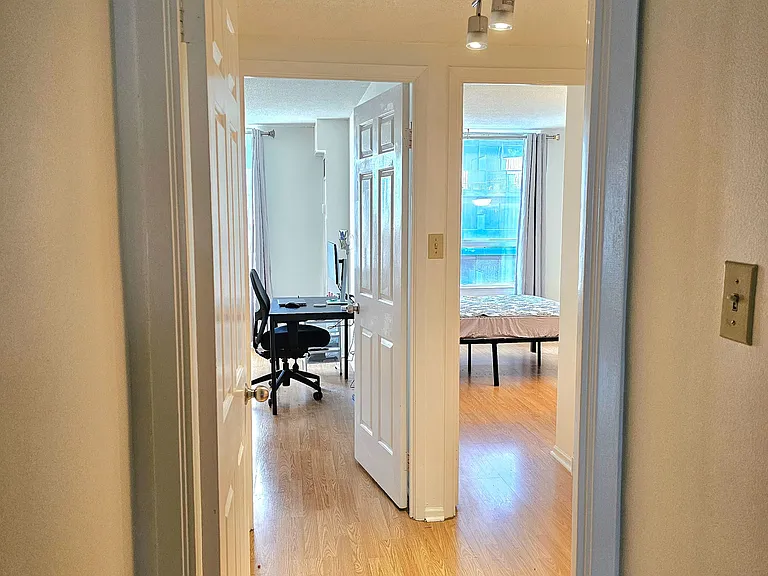 711 Bay St #2011 — Photo 6