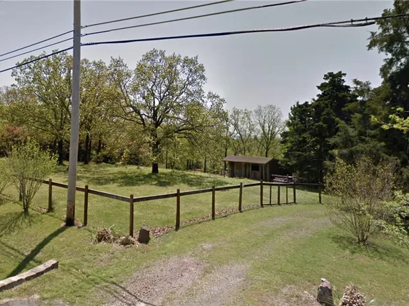 3350 Crow Mountain Rd, Russellville, AR 72802