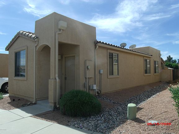 3rd image of 1707 E Arroyo Seco