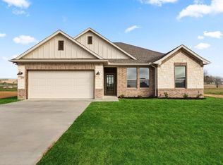 220 Read Ranch Dr, Paradise, TX 76073