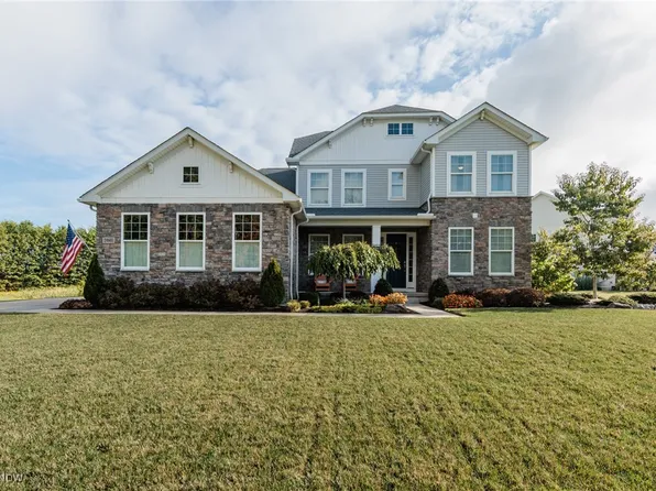 2041 Jaycox Rd, Avon, OH 44011
