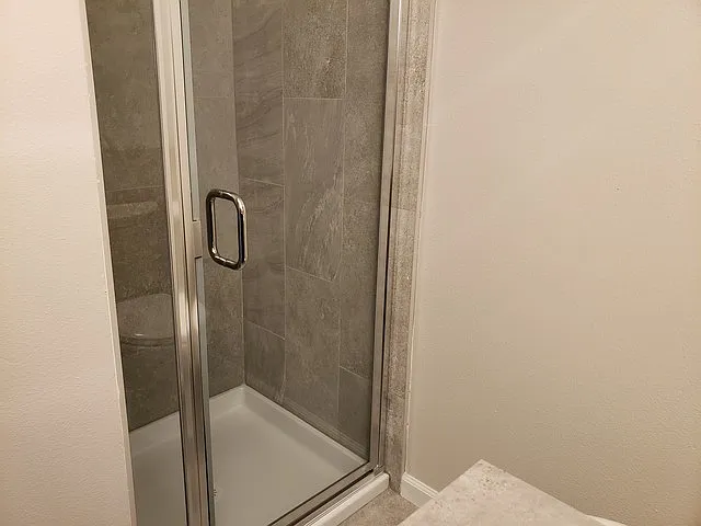 795 Kingston Ln #H — Photo 10