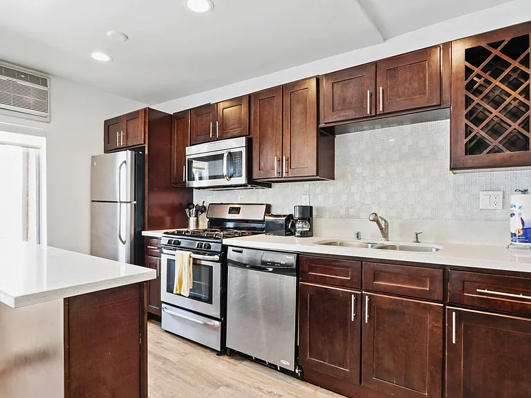 Westwood Village Apartments — Photo 86