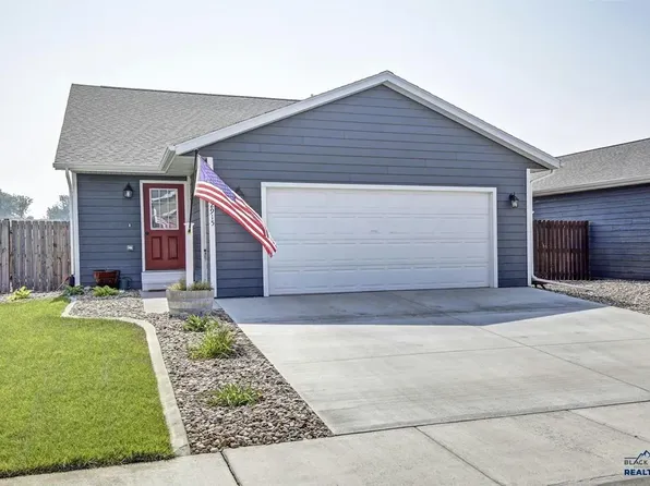 2915 Hutt Ct, Rapid City, SD 57703