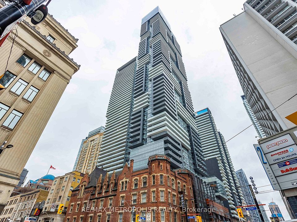 1st image of 7 Grenville St #3707