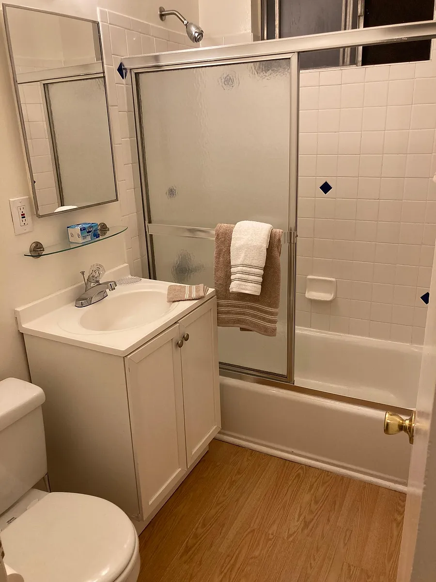 Building Photo - 4176 Inglewood Blvd #11