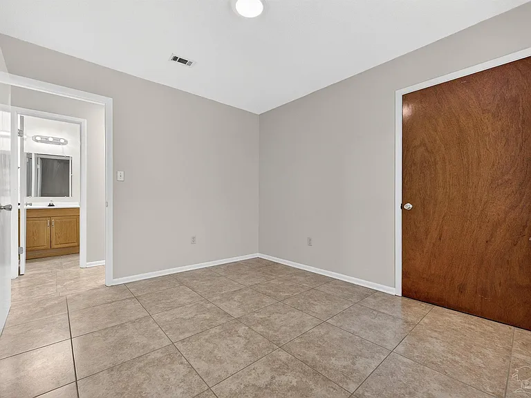 700 Palm Blvd N #D — Photo 22