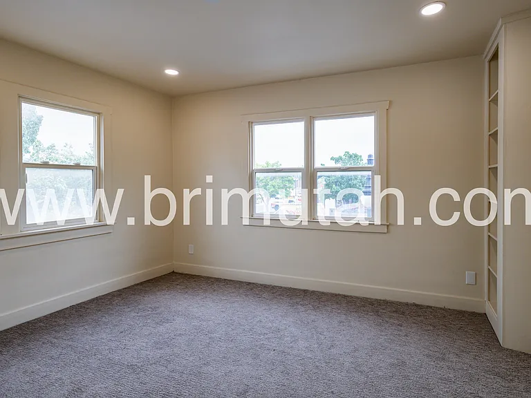 684 W Center St #1 — Photo 11