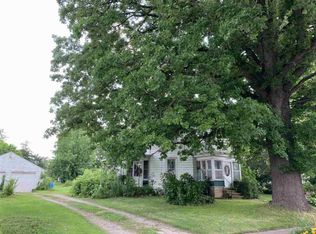 124 W Bath St, Hortonville, WI 54944