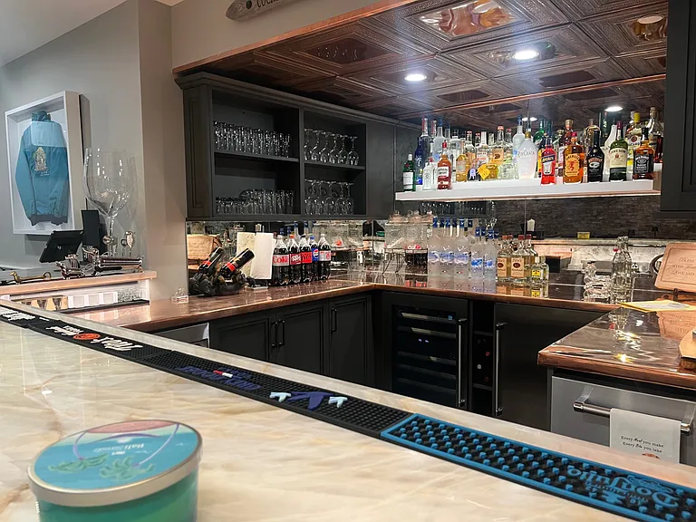 44 Andrew Ct — Photo 18