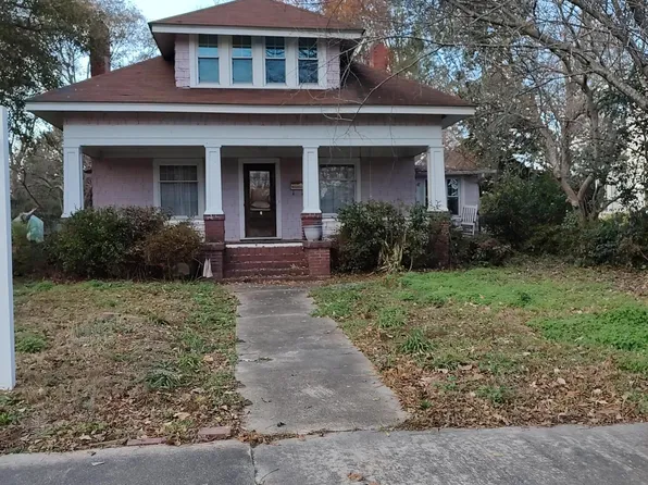 409 N Chestnut Street, Mount Olive, NC 28365