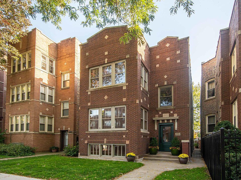1st image of 2531 W Ainslie St