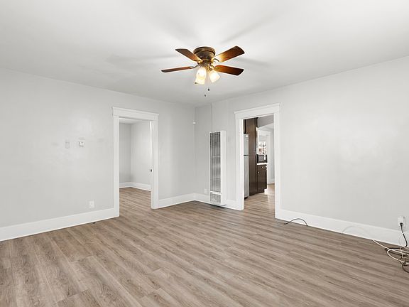 4th image of 1148 W 60th Pl #1148