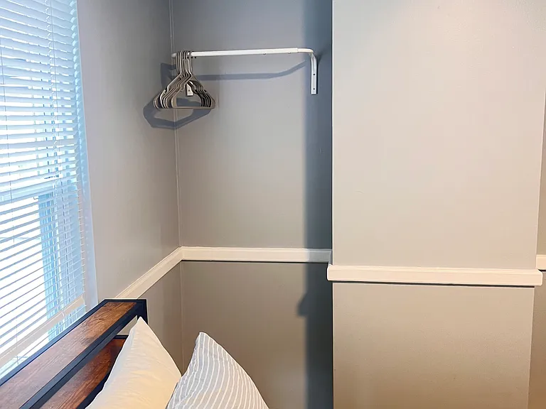 1217 N King St — Photo 15