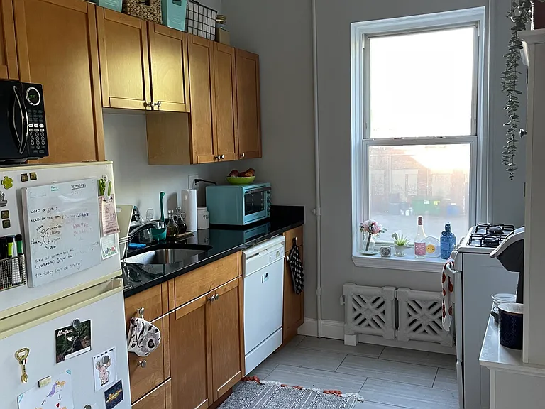 33 Highgate St #6 — Photo 16