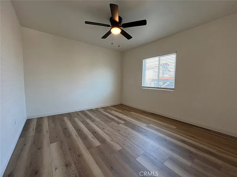 333 1/2 Sefton Ave — Photo 9