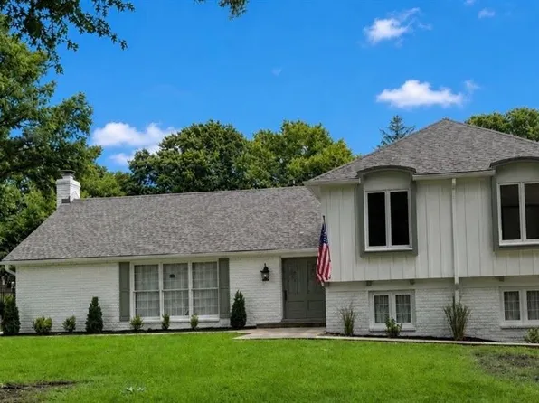 4808 W 81st St, Prairie Village, KS 66208