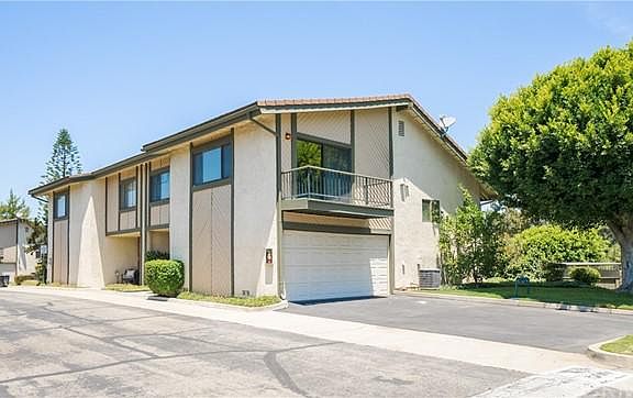 2nd image of 2339 E Greenview Dr