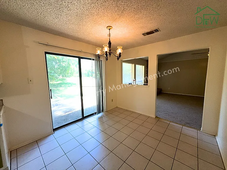 1613 Edge Hill Rd — Photo 6