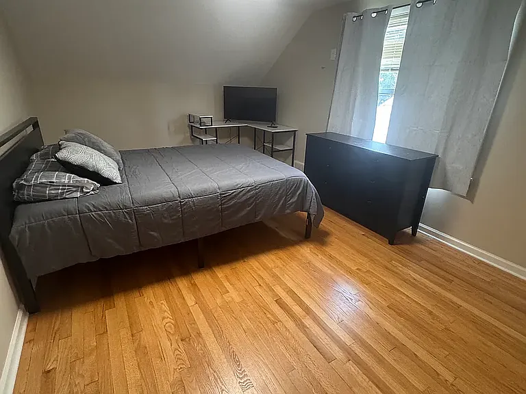 214 N Connecticut Ave — Photo 12