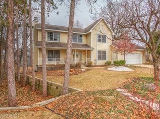 2510 Rimrock Ct NE, Grand Rapids, MI 49525