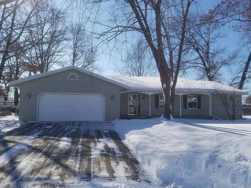 1st image of 1820 Bassett Pl
