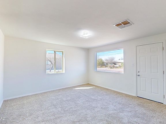 3rd image of 908 E Graybill Dr