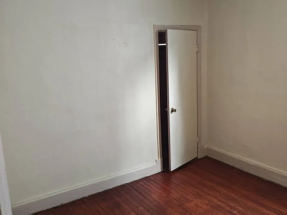 118 Winter Ave #1