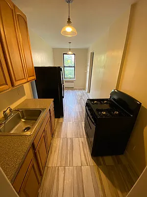 Rented by Candid Listings LLC | media 36