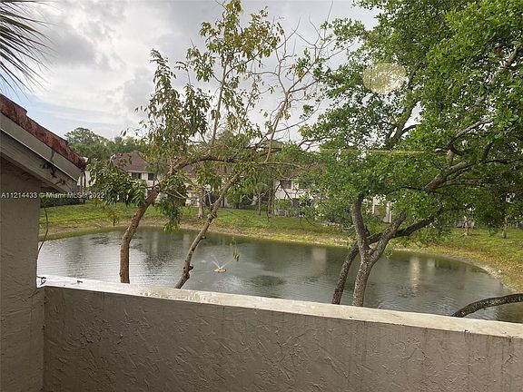 5th image of 3271 Coral Lake Dr #3271
