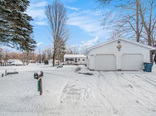 4197 E Shore Dr, Stanton, MI