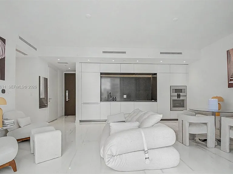 300 Biscayne Boulevard Way #2808 — Photo 5