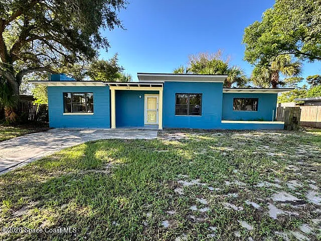 1573 Old Colonial Way