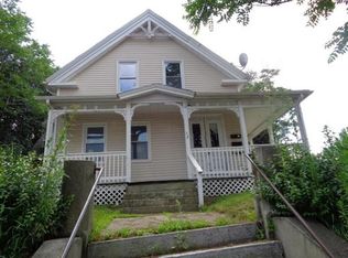 12 Jackson St, Worcester, MA 01608