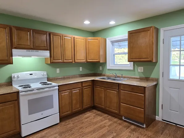 548 Boulevard Ave, Dickson City, PA 18519