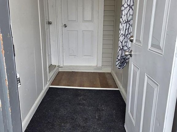 2nd image of 3 Westmoreland St #2