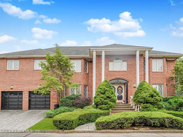 16 Nicolosi Loop, Staten Island, NY 10312
